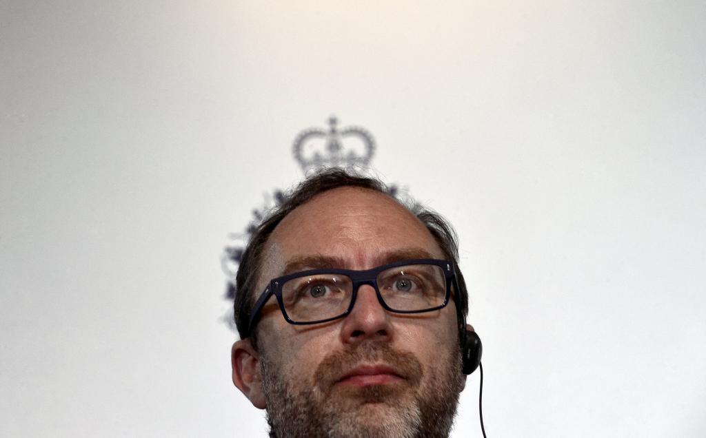 Wikipedia co-founder Jimmy Wales addresses a news conference in Oviedo, northern Spain, October 22, 2015. Wales will be awarded the 2015 Princess of Asturias Award for International Cooperation at a ceremony on Friday in the Asturian capital. The awards are held annually since 1981 to reward scientific, technical, cultural, social and humanitarian work done by individuals, work teams and institutions. REUTERS/Vincent West