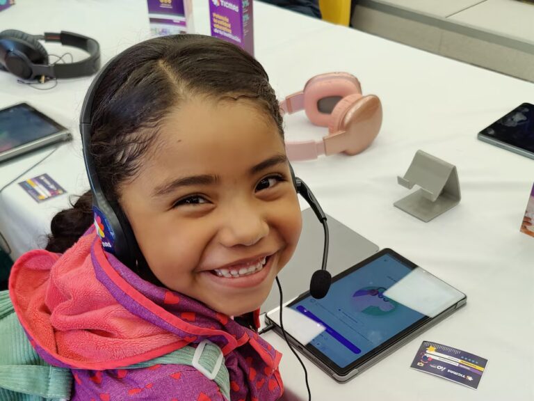 Una propuesta de lectura en voz alta con métricas para mejorar la fluidez y comprensión